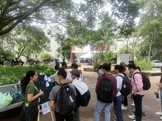 LLamado, Obrería y Universidad